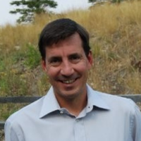 Headshot of Scott, Founder and Chief Analyst at Futuriom and President of Rayno Media, with two decades of experience as a technology analyst covering high-growth tech markets.